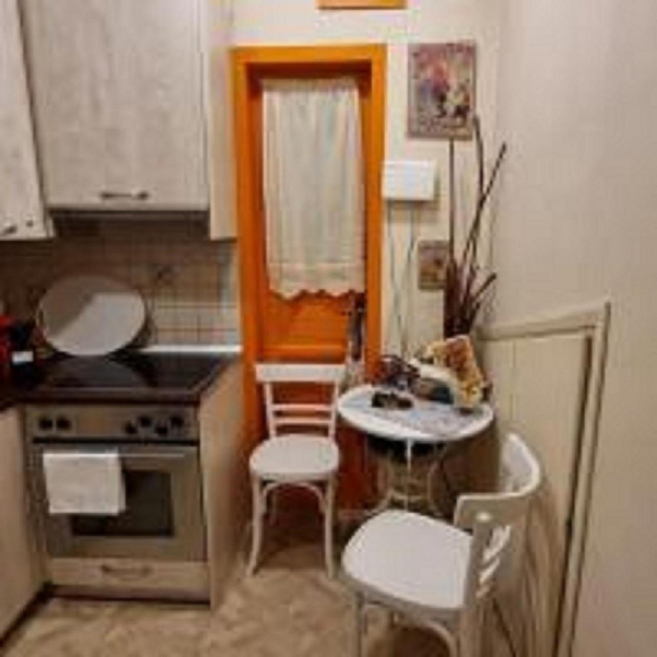 Katerina's House - Hilton Area Apartment